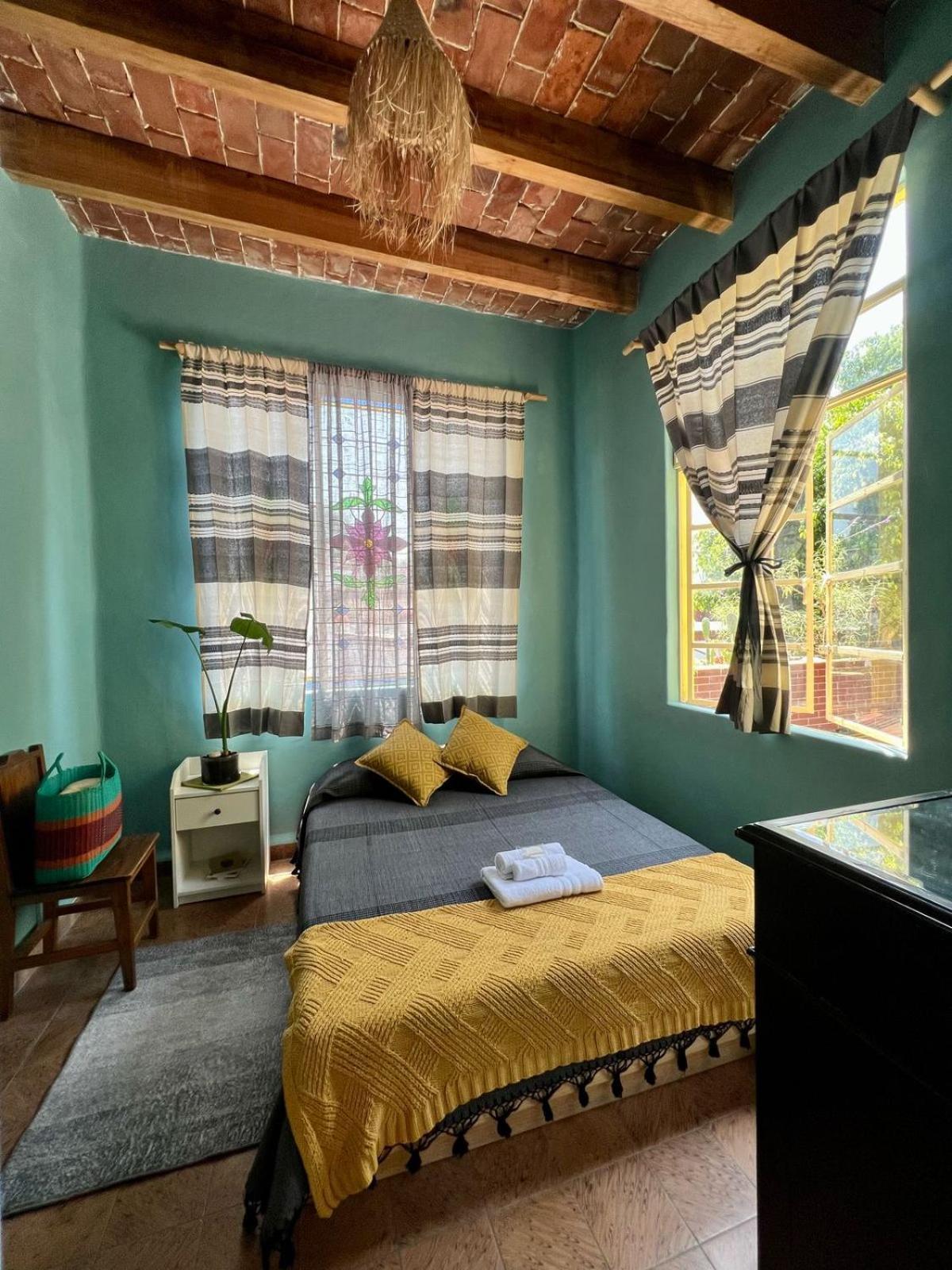 Bed and Breakfast Mar De Lava Мехико Экстерьер фото
